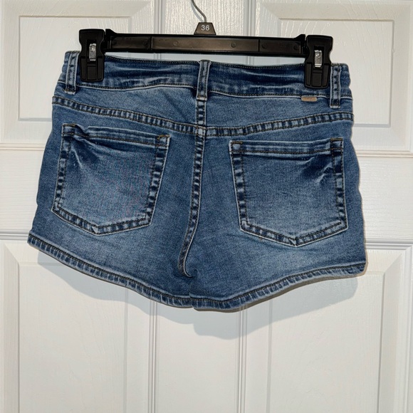 O’Neill Jean shorts. Size 26 - Picture 2 of 3